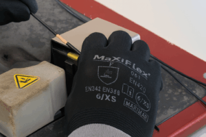 Zgrzewanie ultradźwiękowe – najwyższa jakość połączeń przewodów Zgrzewanie ultradźwiękowe w STARPOL